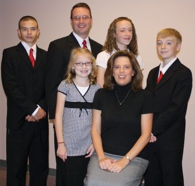 tony howeth family